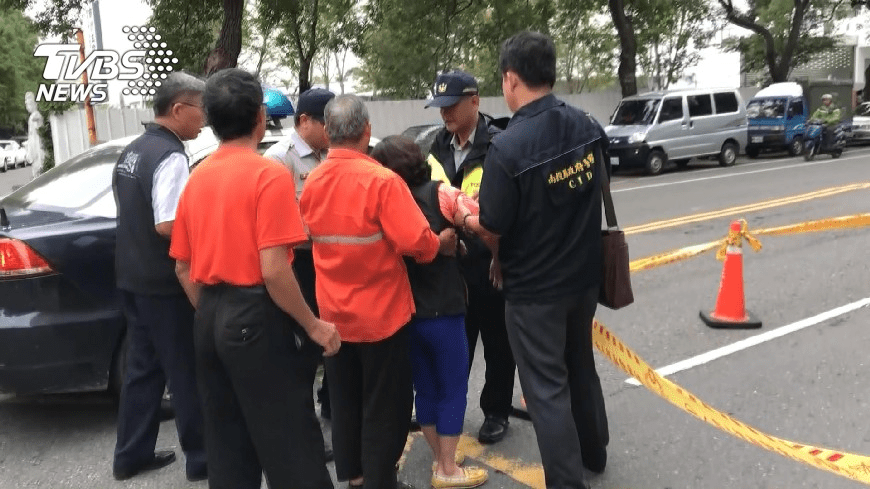 鋸樹未穿防護裝備致命墜落　台中外役監工人身亡雇主遭追責