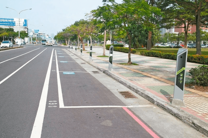 為什麼推行「路邊停車格收費」能有效改善停車亂象？這是一項值得推動的政策嗎？